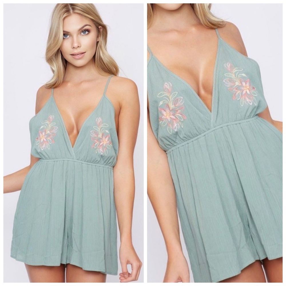 S,M,L | Sage boho floral tassel rompers